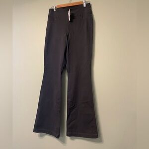 NWT American Eagle dark gray comfy bootleg “jeans” size medium